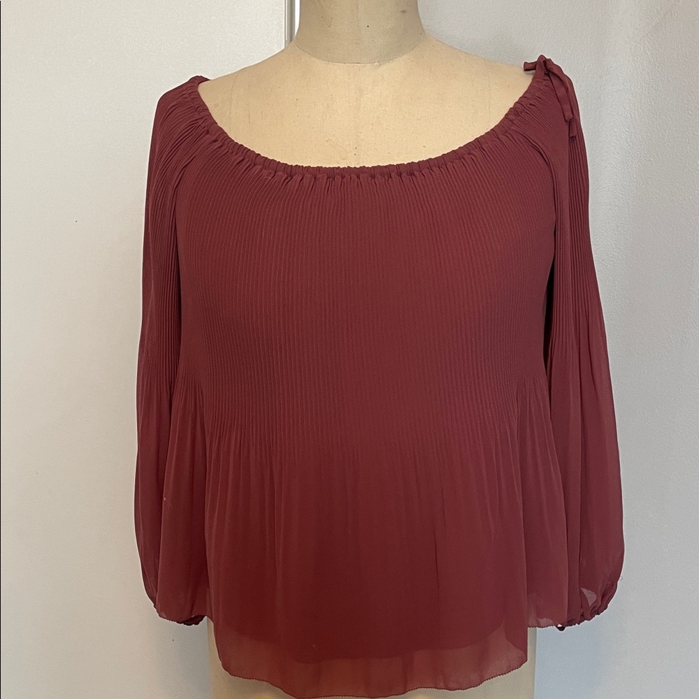 Wilfred Burgundy Pleated Blouse